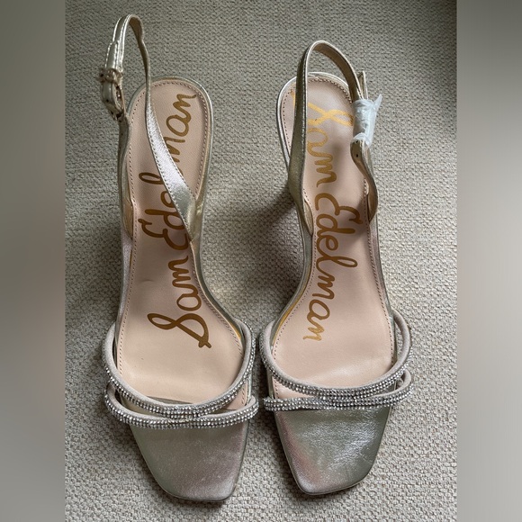 Sam Edelman Ronan Gold Strappy Sandals - Picture 4 of 15